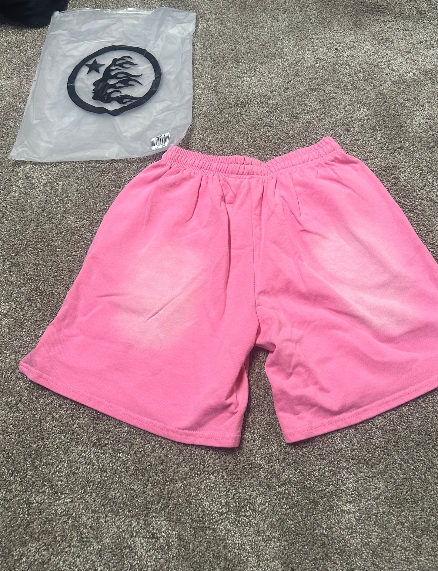 HELLSTAR Flame Pink Shorts
(S/M/L)